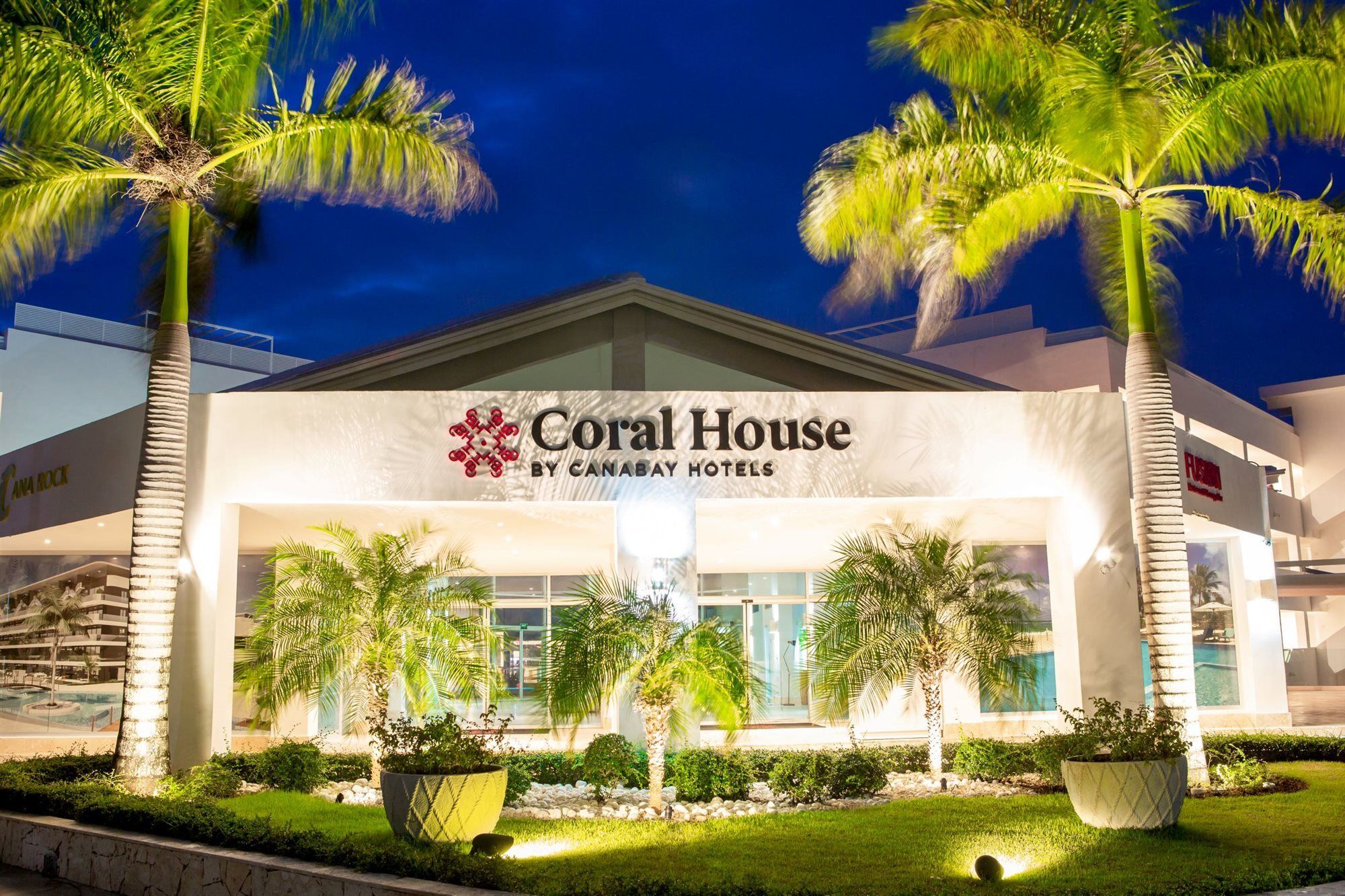 Coral House Suites 蓬塔卡纳 外观 照片